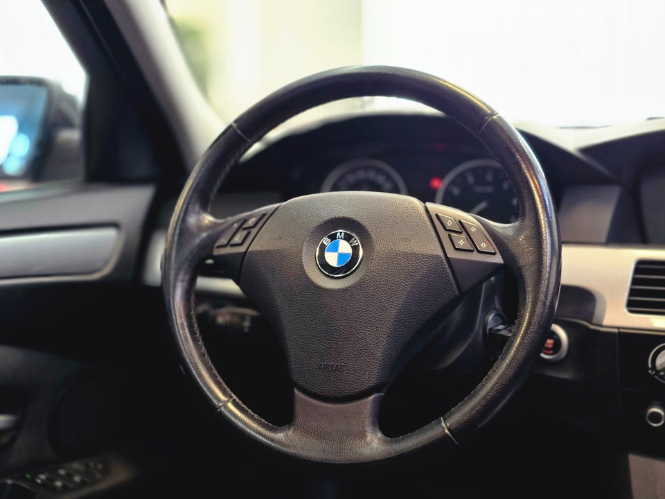 BMW 525i 3,0 Touring Steptr. 5d