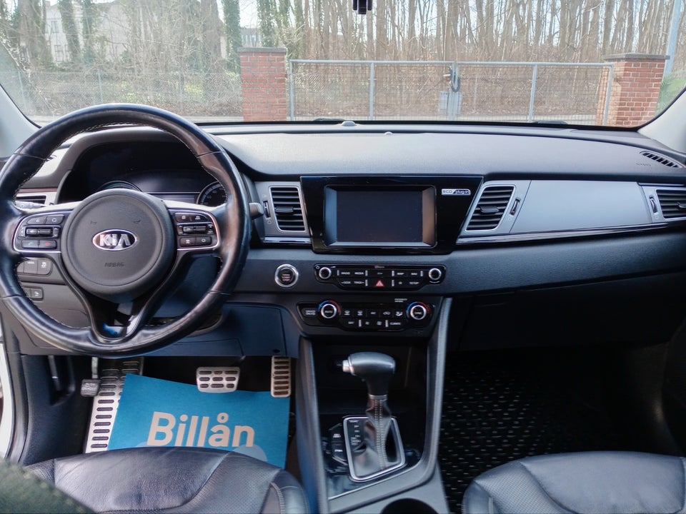 Kia Niro 1,6 PHEV Advance DCT 5d