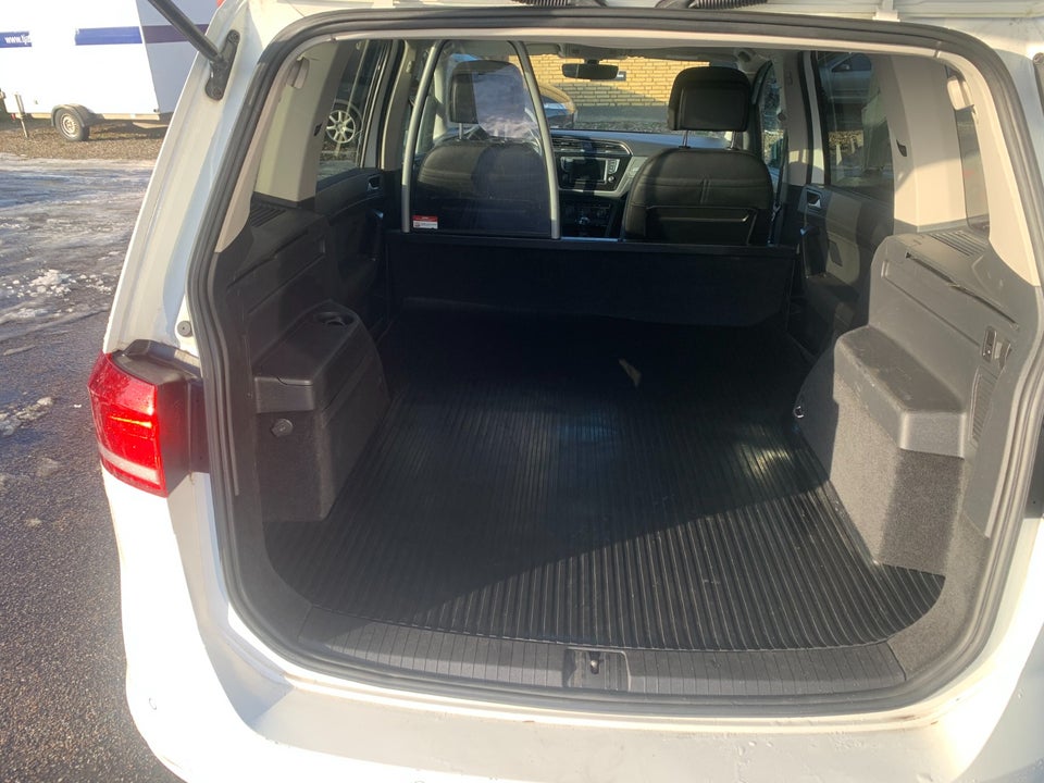 VW Touran 1,6 TDi 115 Comfortline Van 5d