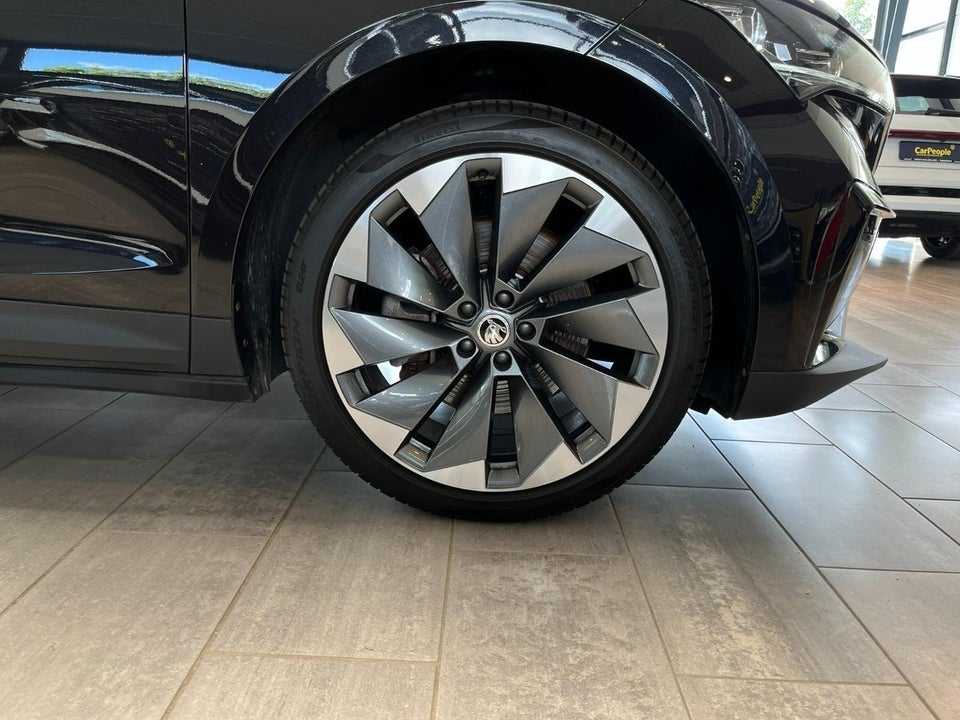 Skoda Enyaq 80 iV Suite 5d