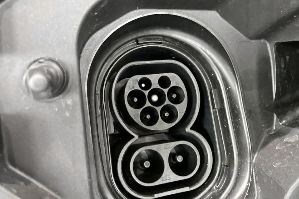 MINI Cooper SE Cabriolet 2d