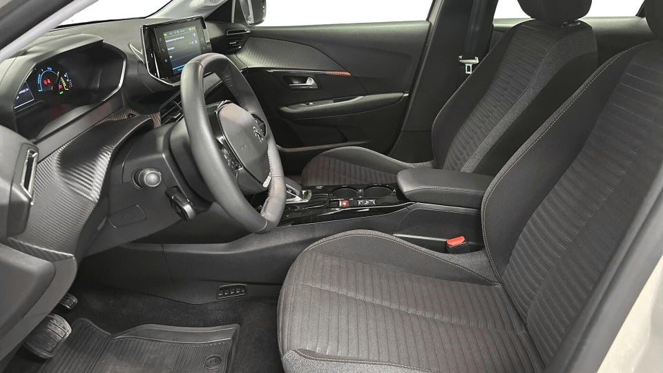 Peugeot e-208 50 Active 5d