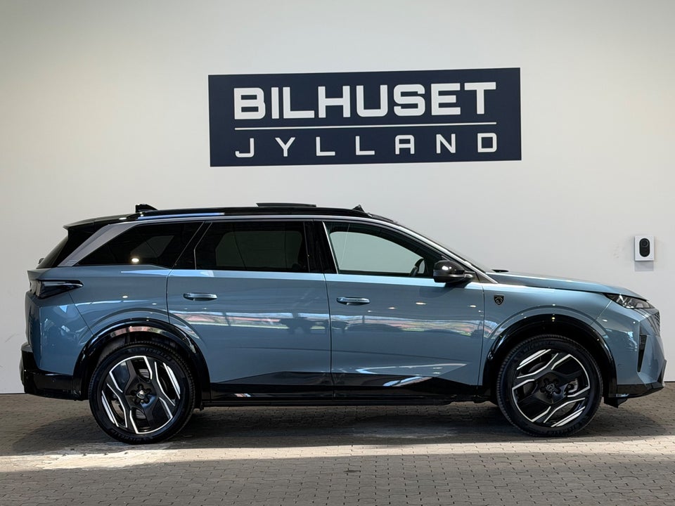 Peugeot e-5008 77 GT Pack 7prs 5d