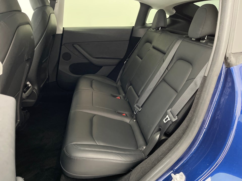 Tesla Model Y Long Range AWD 5d