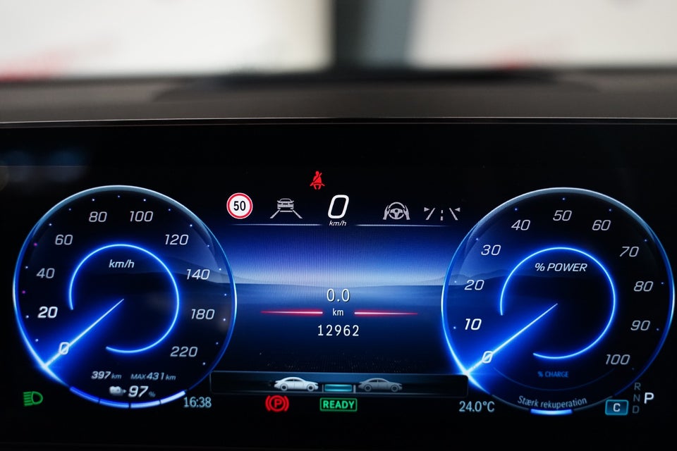 Mercedes EQB300 AMG Premium 4Matic 5d
