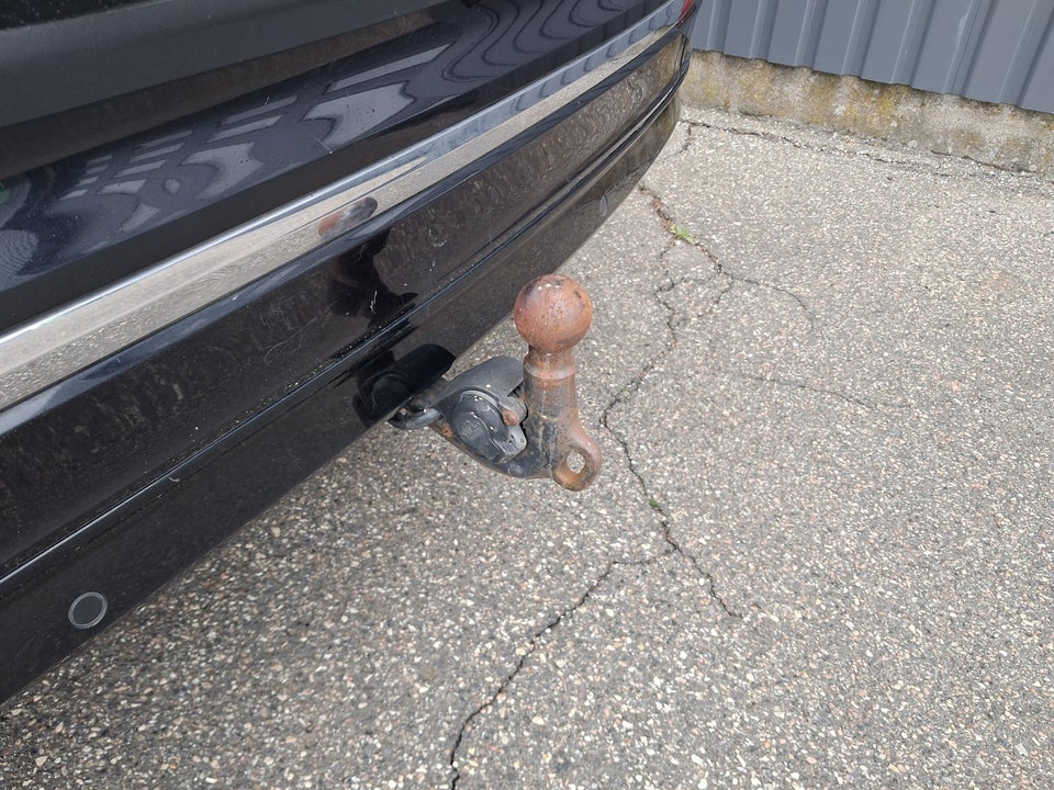 VW Tiguan 2,0 TDi 150 R-line DSG 4Motion Van 5d