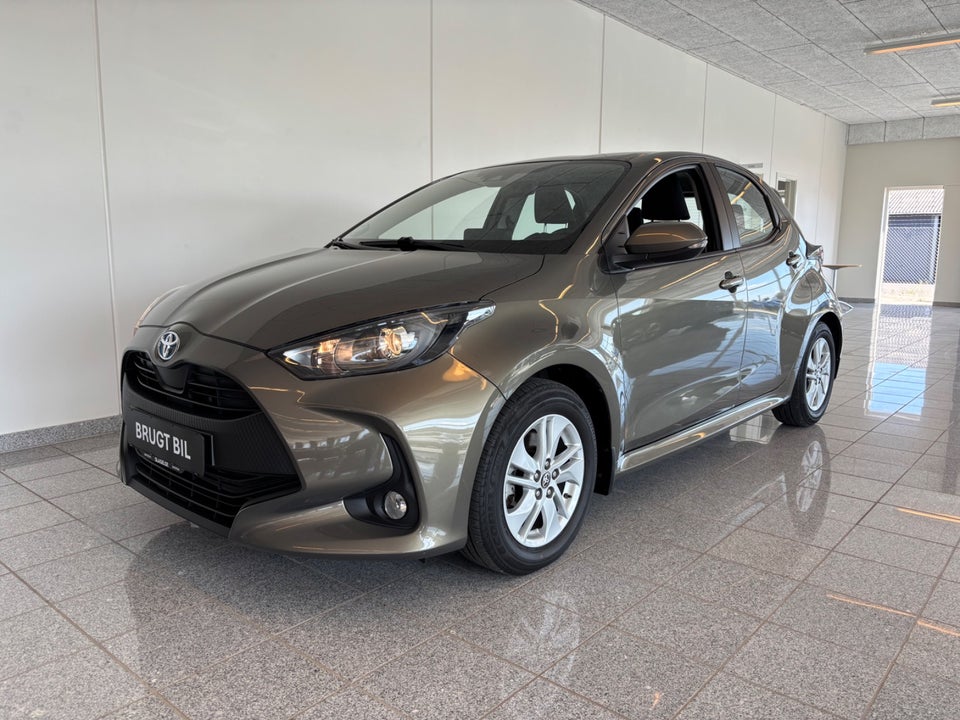 Toyota Yaris 1,5 Hybrid Active e-CVT 5d