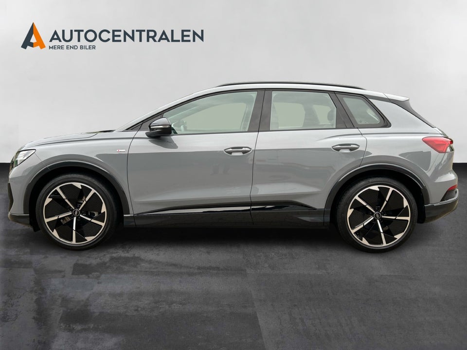 Audi Q4 e-tron 45 S-line quattro 5d