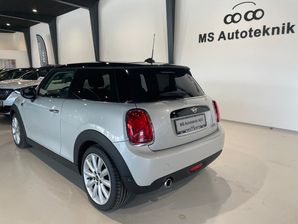 MINI Cooper 1,5 Essential aut. 3d