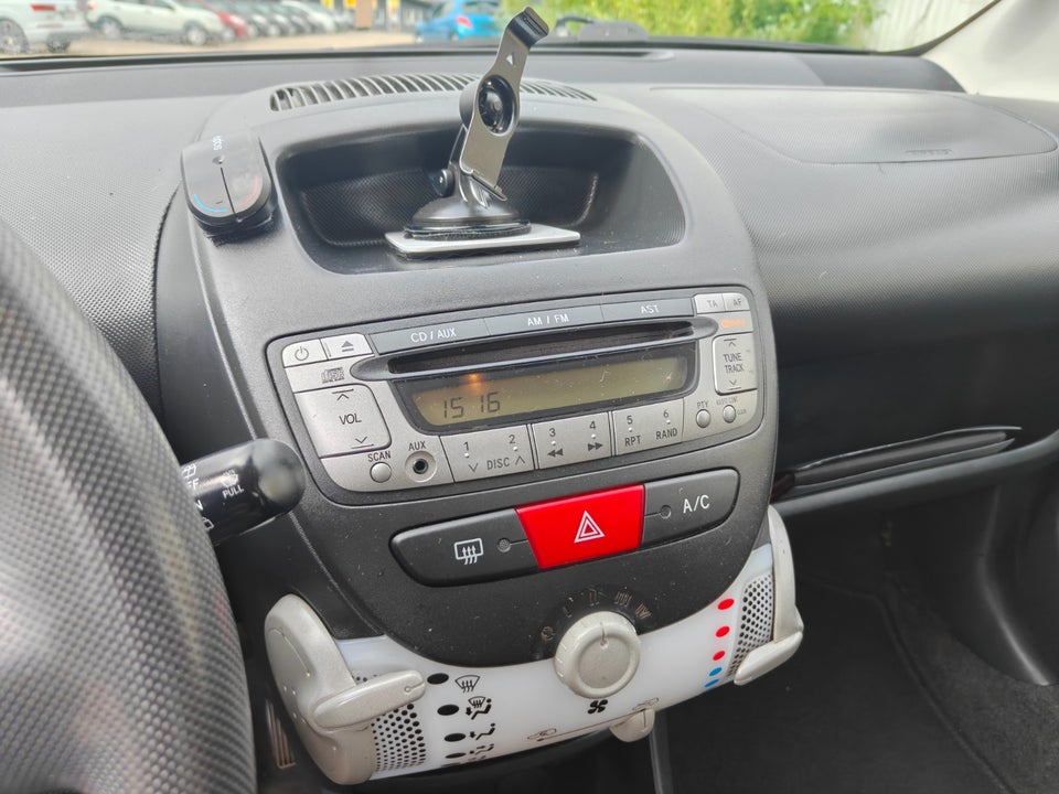 Citroën C1 1,0i Exclusive 5d