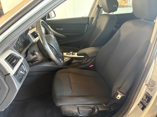 BMW 318d 2,0 Touring aut. 5d