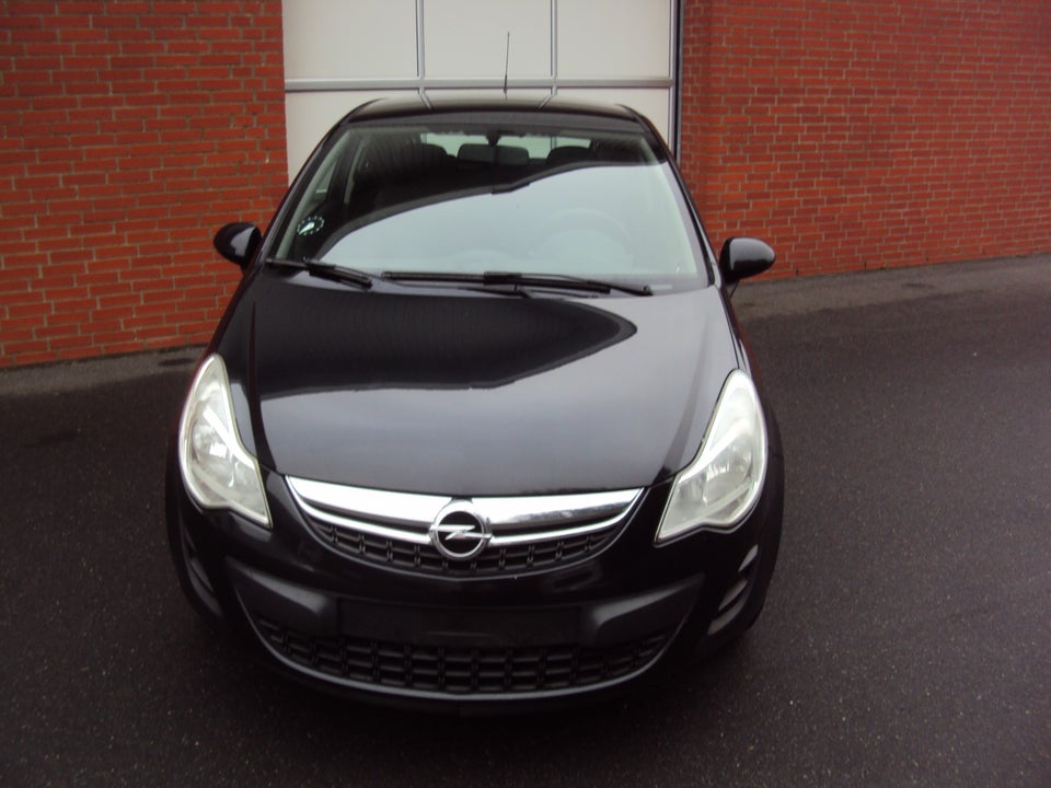 Opel Corsa 1,0 12V Enjoy 3d