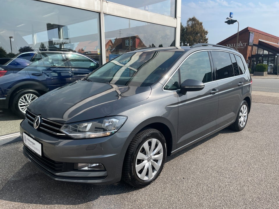 VW Touran 1,6 TDi 115 Comfortline DSG 7prs 5d