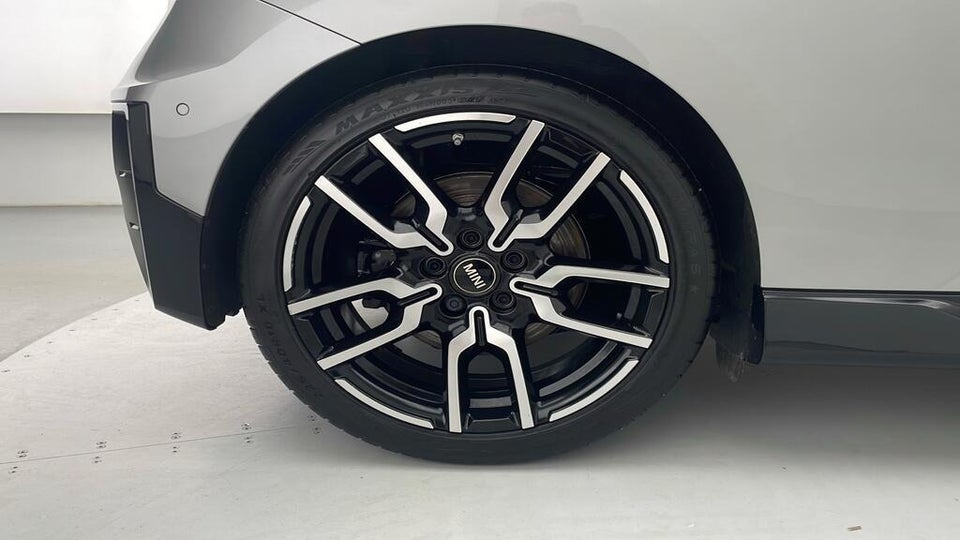 MINI Cooper SE JCW Trim XL 3d