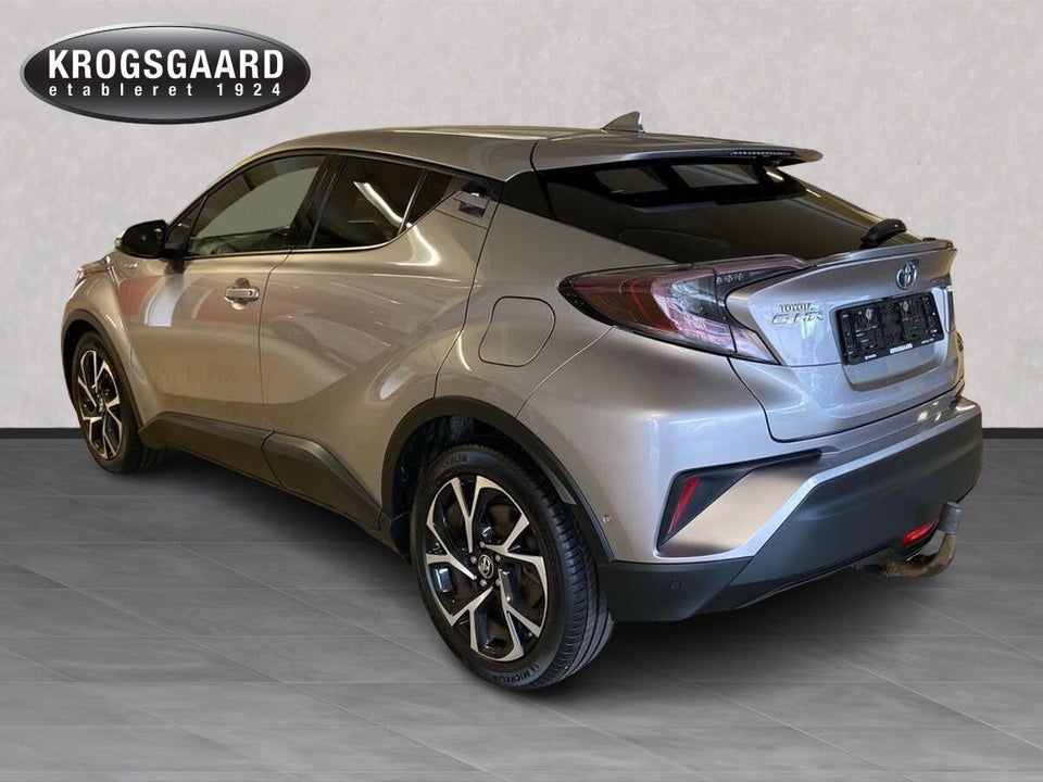 Toyota C-HR 1,8 Hybrid Premium Selected CVT 5d
