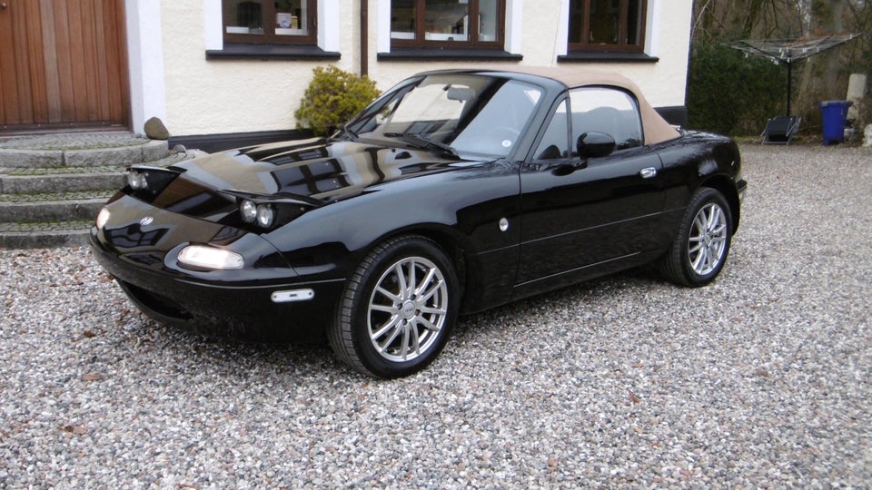 Mazda MX-5 1,6 2d