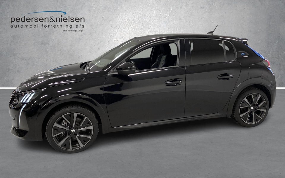 Peugeot e-208 50 GT 5d