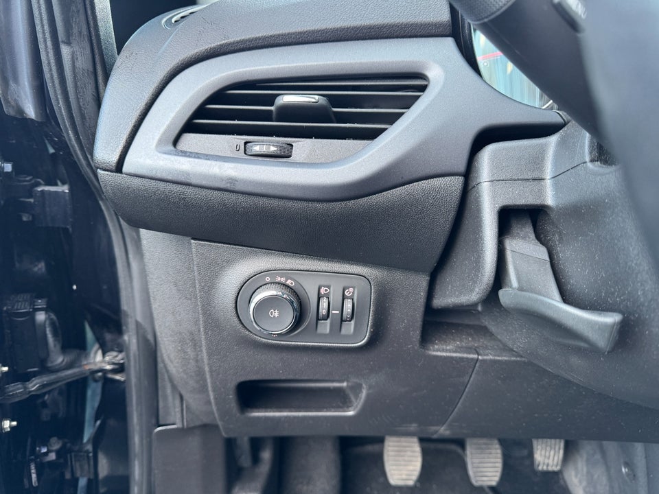 Opel Corsa 1,4 16V Excite 5d