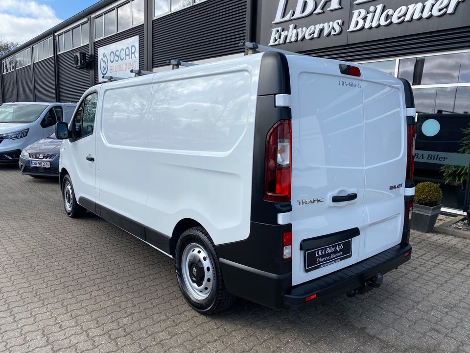 Renault Trafic T29 2,0 dCi 145 L2H1
