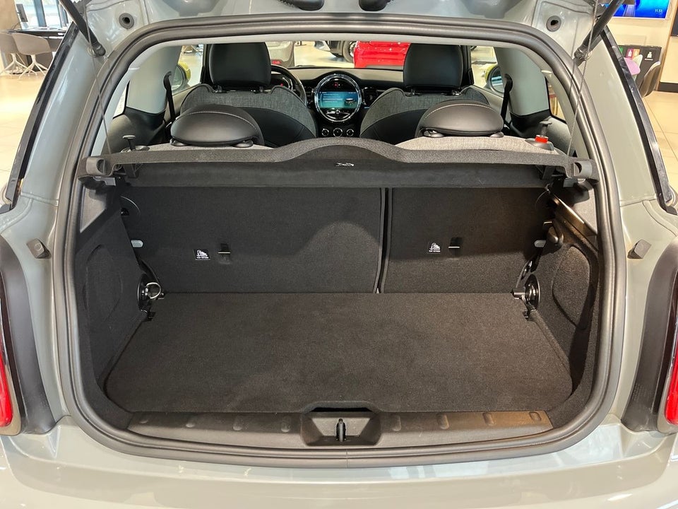 MINI Cooper SE Camden Edition 3d