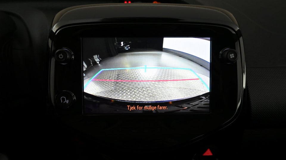 Citroën C1 1,0 VTi Shine 5d