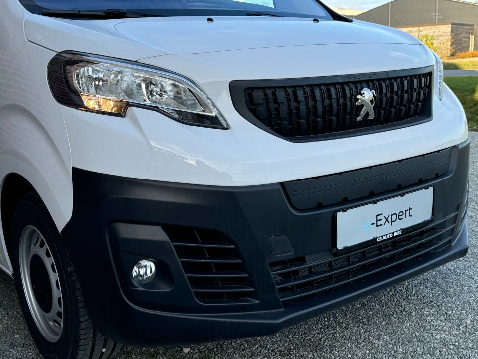 Peugeot e-Expert 75 L2 Plus Van