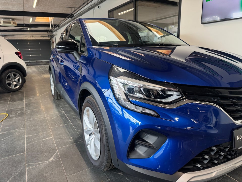 Renault Captur 1,6 E-Tech Zen 5d
