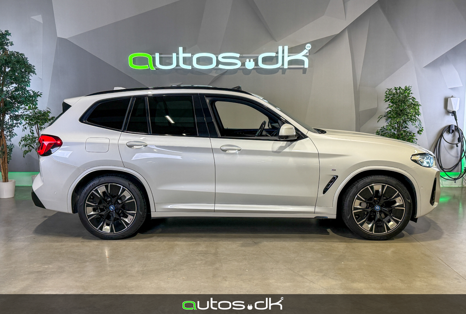 BMW iX3 Charged Plus M-Sport 5d