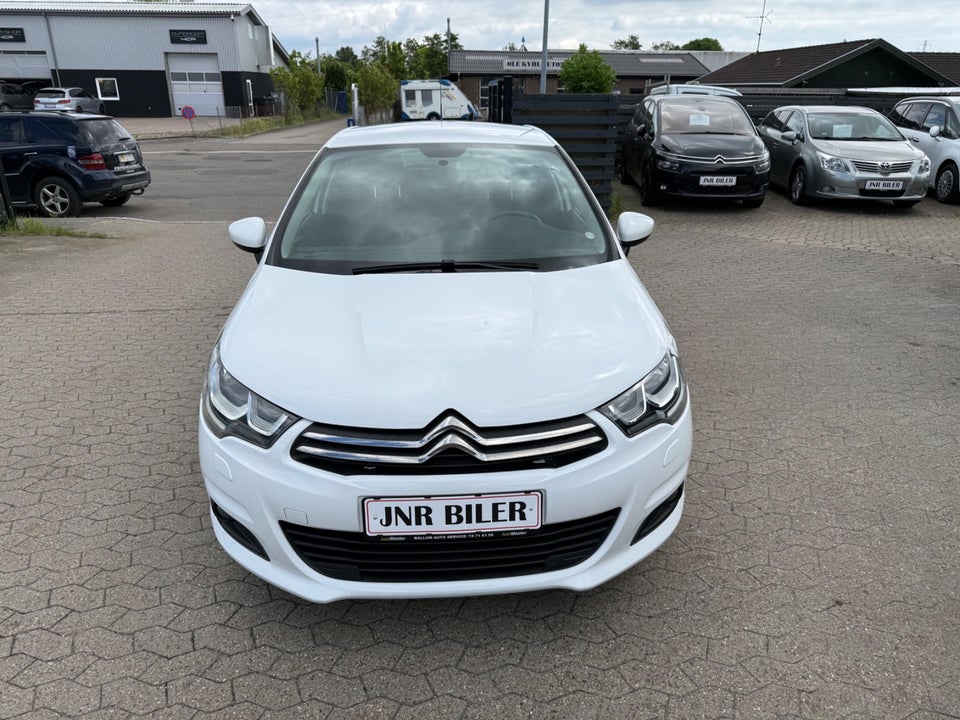 Citroën C4 1,6 BlueHDi 120 Challenge EAT6 5d