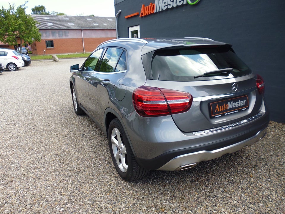 Mercedes GLA200 1,6 Final Edition aut. 5d