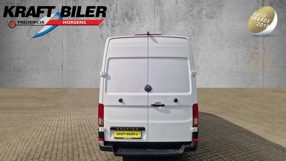 VW Crafter 35 2,0 TDi 140 Kassevogn L4H3 aut.