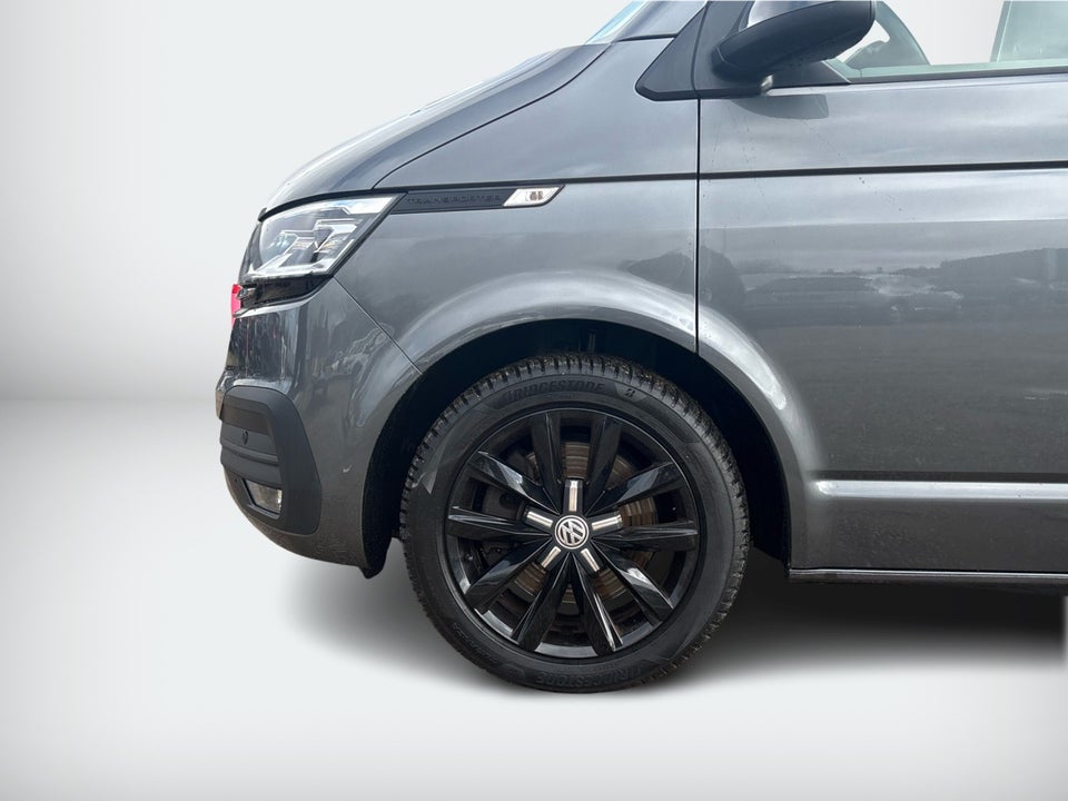 VW Transporter 2,0 TDi 204 Kassevogn DSG 4Motion kort