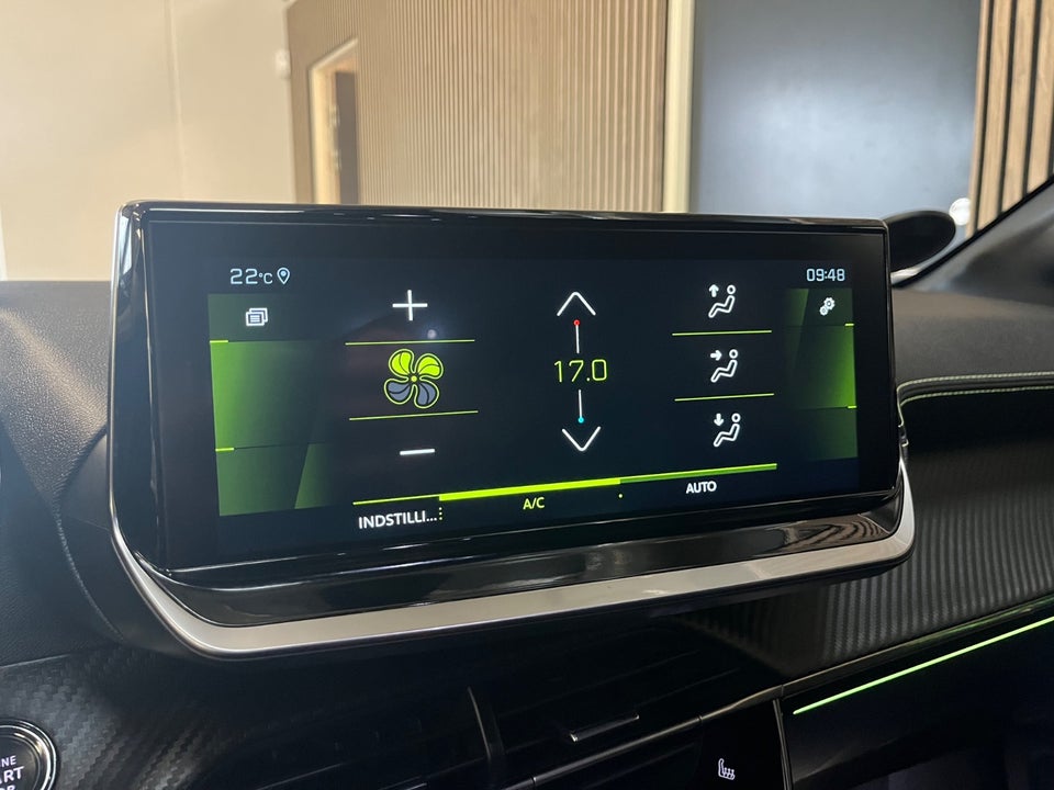Peugeot 208 1,2 PureTech 100 GT 5d