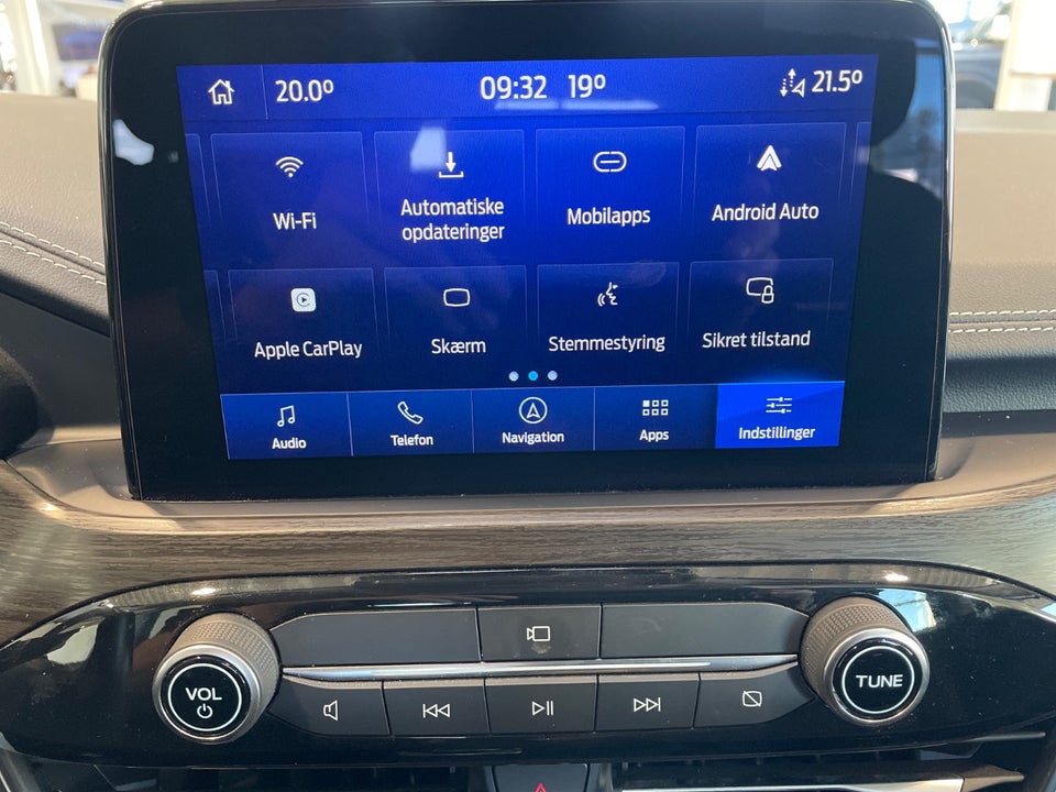 Ford Kuga 2,5 PHEV Vignale CVT 5d