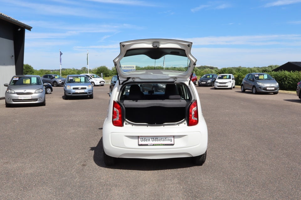 VW Up! 1,0 75 Groove Up! BMT 5d