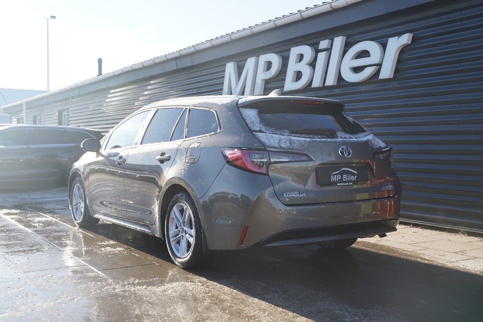 Toyota Corolla 1,8 Hybrid Active Smart Touring Sports MDS 5d