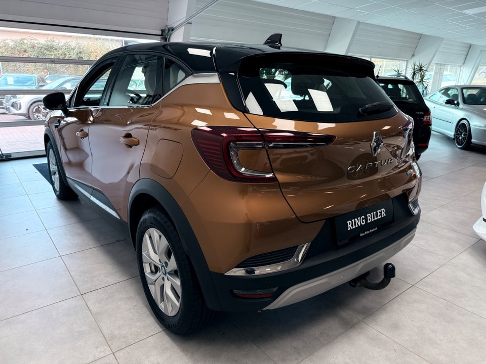Renault Captur 1,6 E-Tech Intens 5d
