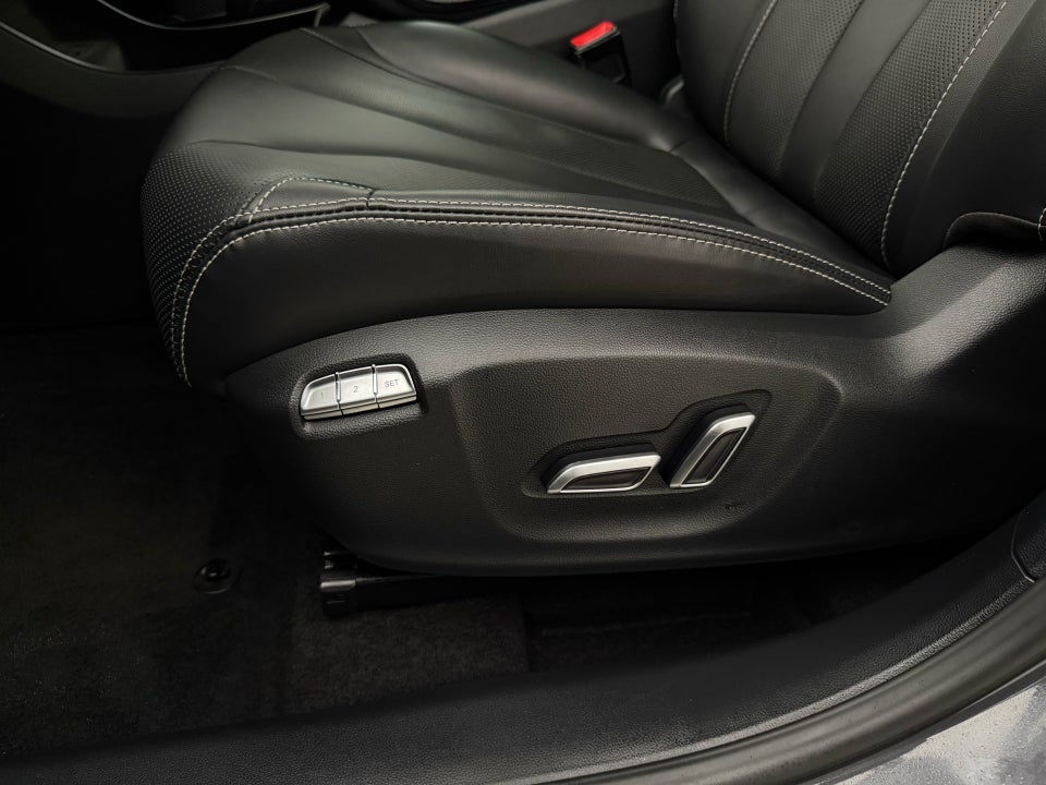 MG Marvel R Performance 5d