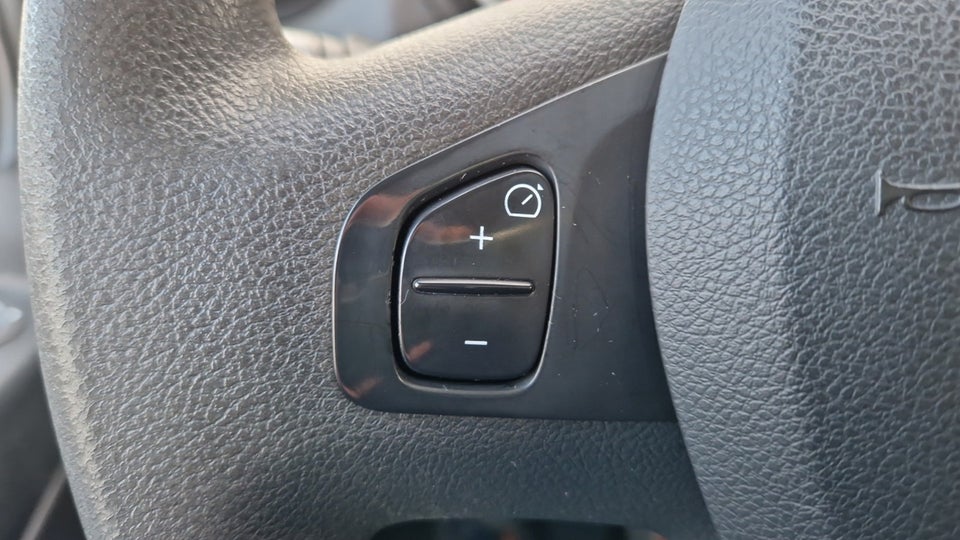 Renault Trafic T29 2,0 dCi 120 L2H1