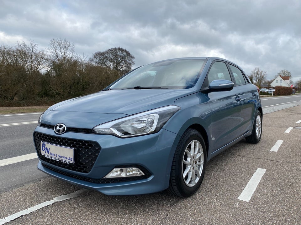 Hyundai i20 1,25 Fresh 5d
