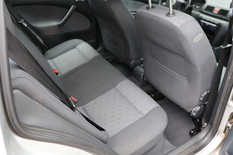 Skoda Octavia 1,6 Classic Combi 5d
