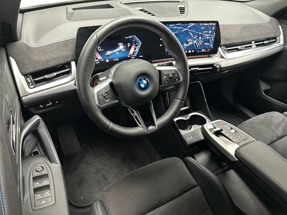 BMW iX2 xDrive30 M-Sport 5d