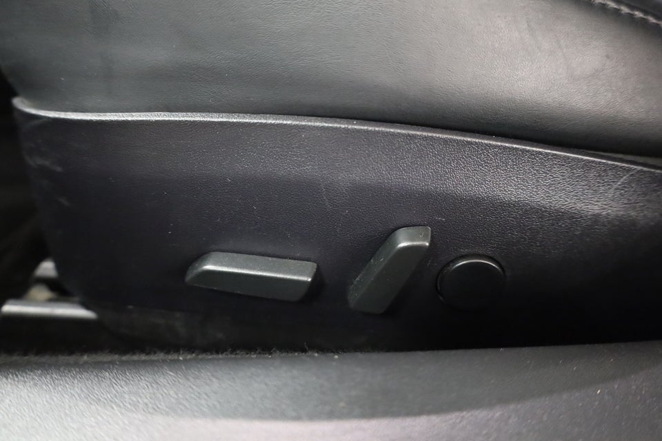 Tesla Model 3 Long Range AWD 4d