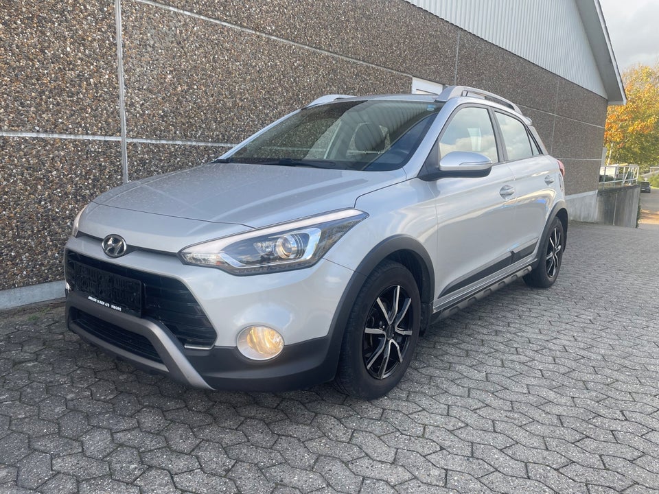 Hyundai i20 Active Cross 1,0 T-GDi Vision 5d