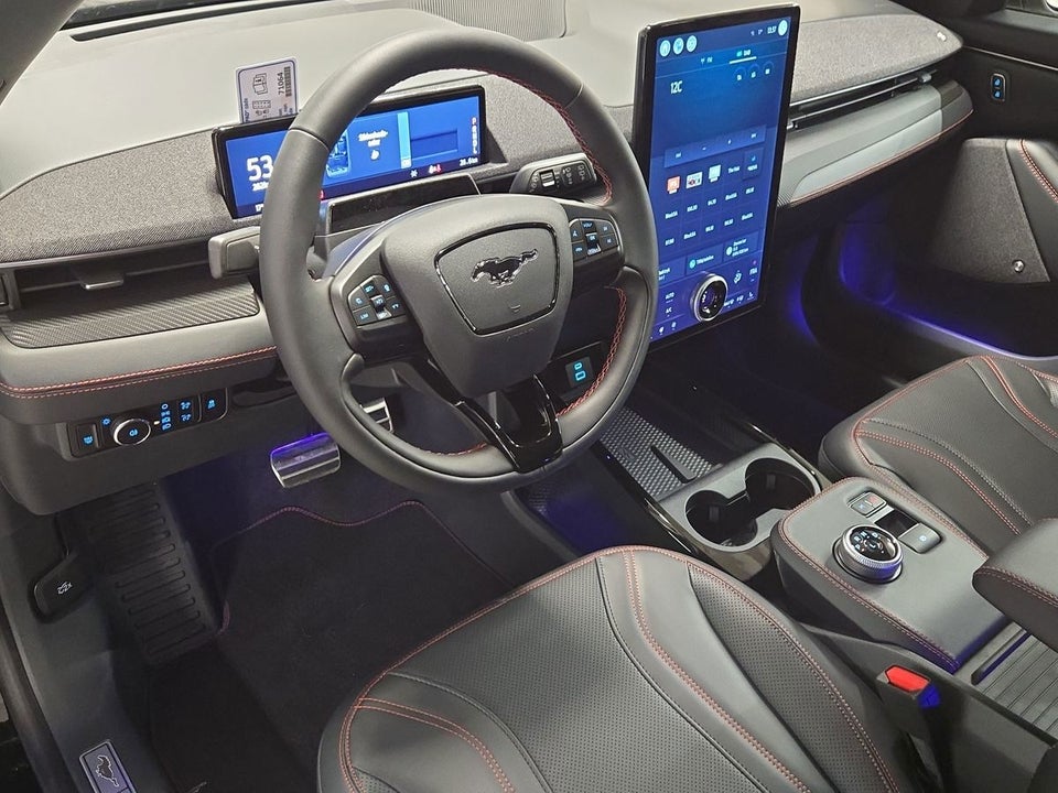Ford Mustang Mach-E 98 Premium Extended Range AWD 5d