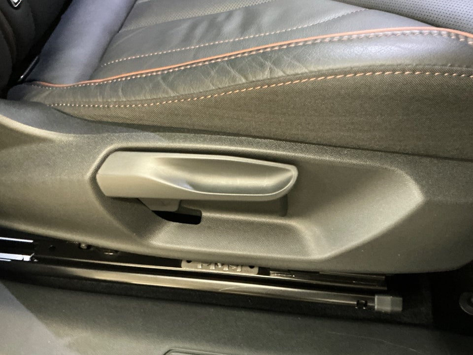 Skoda Enyaq 80 iV Suite 5d