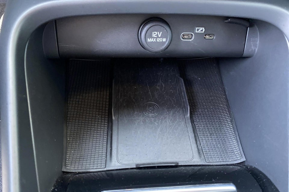 Volvo XC40 P6 ReCharge Core 5d