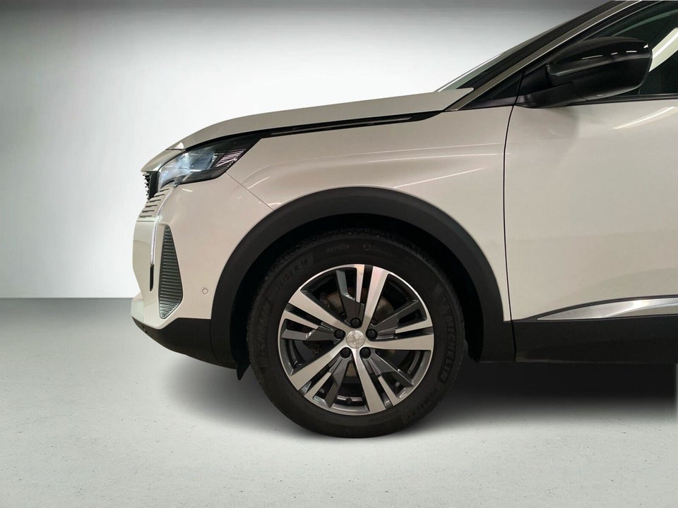 Peugeot 3008 1,5 BlueHDi First Selection EAT8 5d