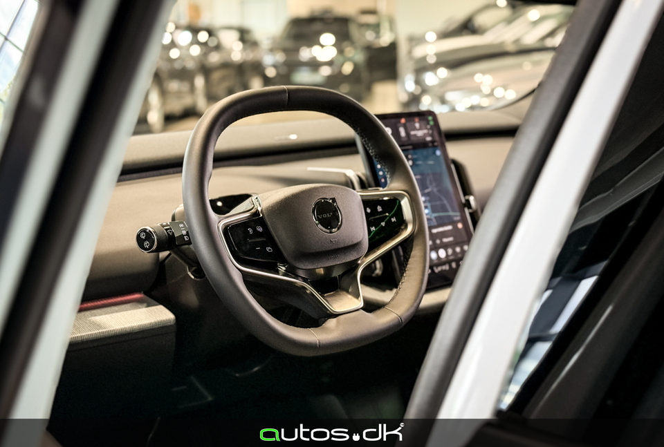 Volvo EX30 Extended Range Ultra 5d
