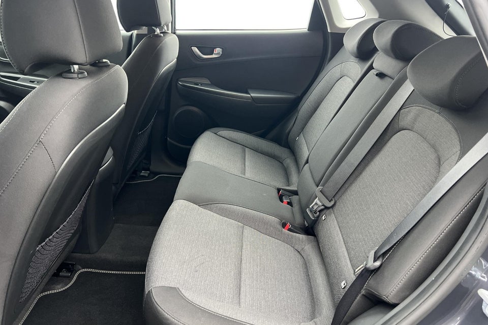 Hyundai Kona 39 EV Select 5d
